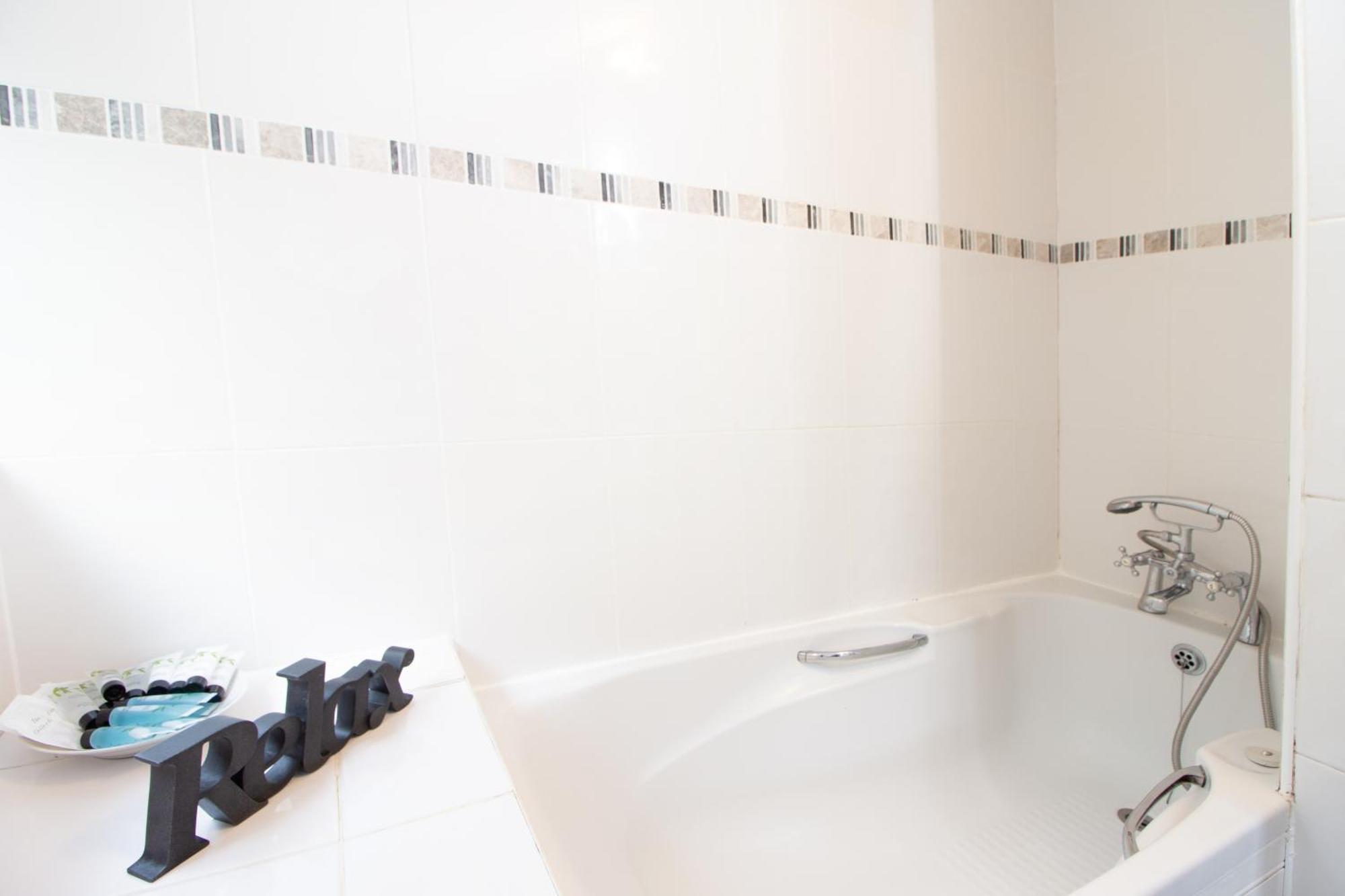 Raleigh Gf - Ground Floor 1 Bed Georgian Flat In The City Centre Free Parking And Wifi Exeter Dış mekan fotoğraf